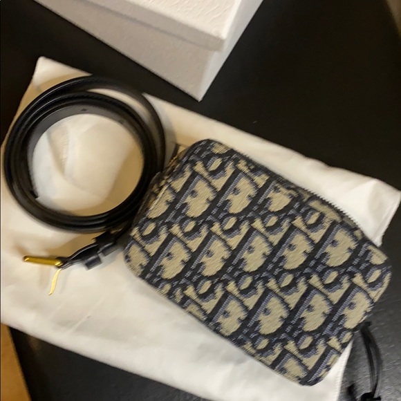 Authentic Dior Belt Pouch SS 2020 - Picture 4 of 7